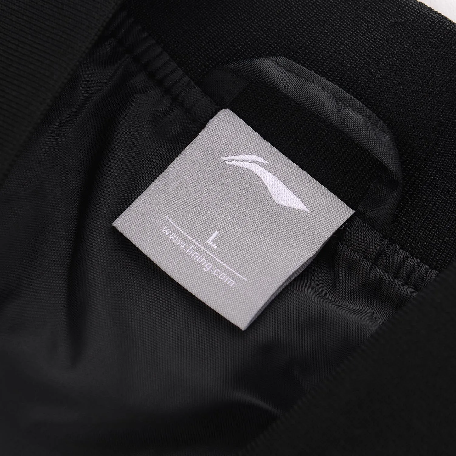 Cena Li ning mężczyźni Trend kurtka sportowa regularny krój 100% poliester Zipper zamknięcie LiNing sportowe płaszcze AJDN151 MWJ2571