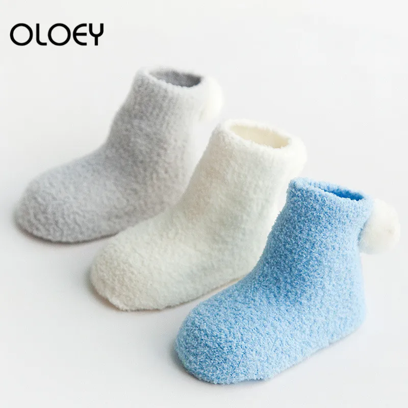 

Solid Color Coral Pompom Ball Interesting Autumn and Winter Lovely Thick Warm Baby Socks Baby Toddler Socks for Boy 3 Pcs / Lot