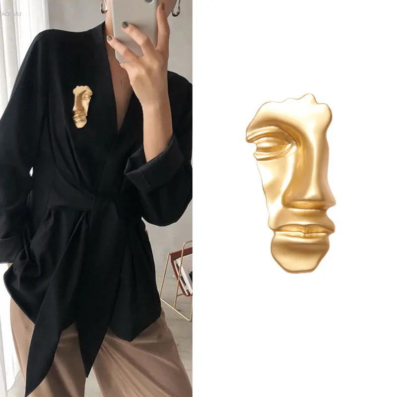 

AOMU Simple Vintage Broches Abstract Face Mask Gold Color Brooches Pins Collar For Women Dance Party Accessories High Quality