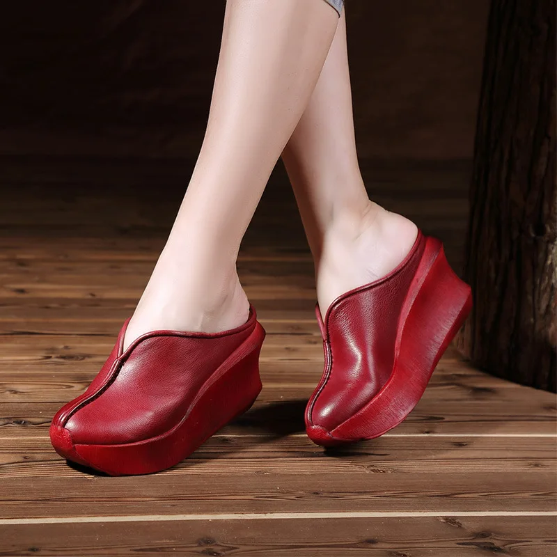 

Tyawkiho Genuine Leather Women Slippers Red 8 CM High Heels Wedge Summer Shoe Set Foot Retro Handmade Women Leather Slipper 2018