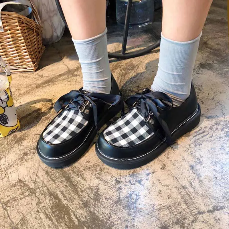 

Tangnest Cute Lattice Brogue Shoes Woman Casual Loafers Lace-up Platform Creepers Round Toe Vintage Comfort Flats XWD6964