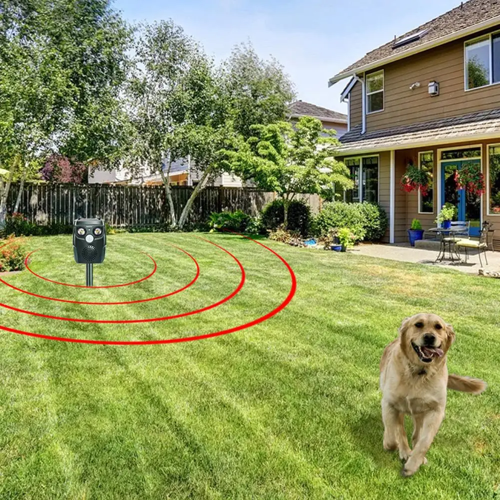 

Outdoor Ultrasonic Solar Pest Repeller Animal Pest Mouse Repeller PIR Sensor Garden Bird Cat Dog Fox Repellent Keep Animals Away