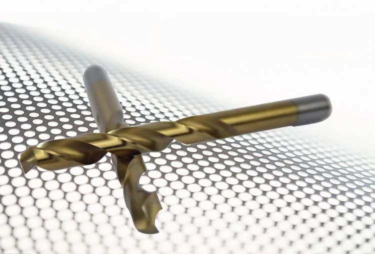 

HSS twist drill bit of titanium coating on 5mm