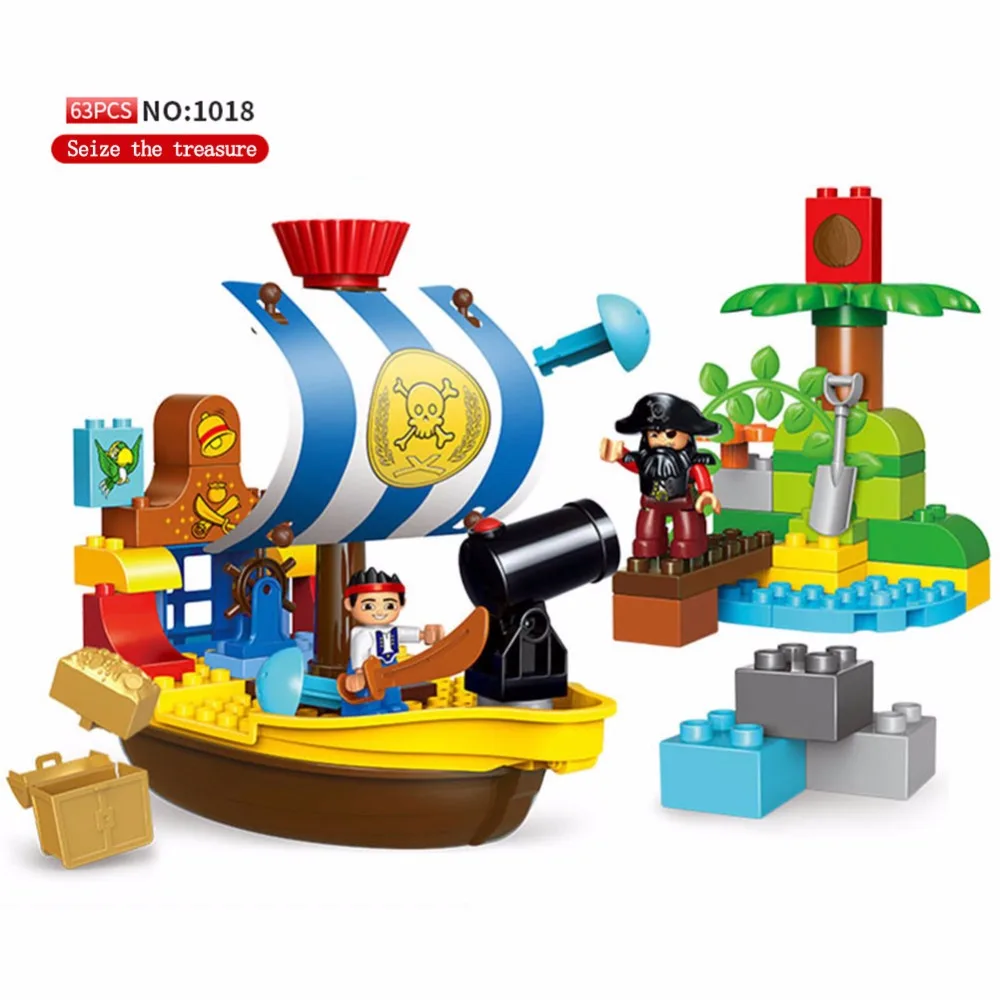 

63Pcs Big Size Pirate Boat Warfare Treasure hunting Building Block Educational Compatible With legoing Duploes Toy For Children