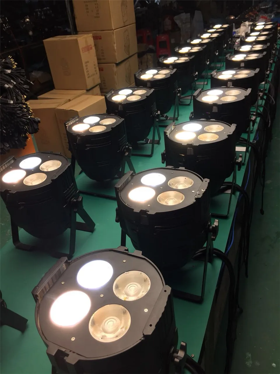 Хит продаж COB 4x50 Вт Par Led теплый белый холодный Светодиодный прожектор DJ свет 4/8 DMX