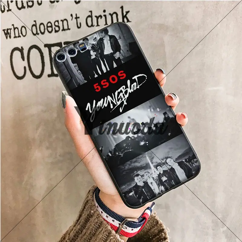 YOUNGBLOOD 5Sos band