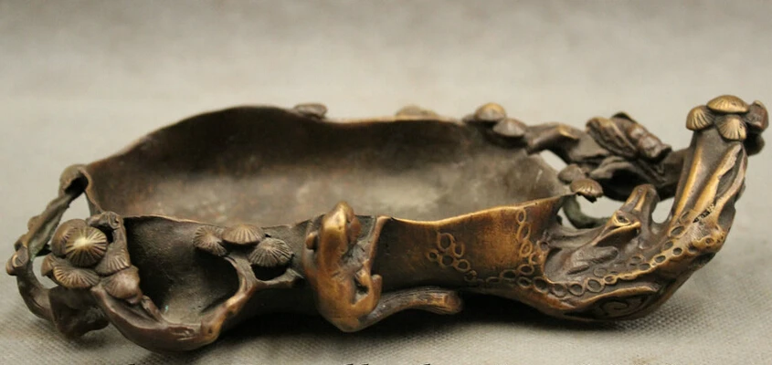 

song voge gem S2396 Folk Chinese Pure Bronze Auspicious Squirrel Cicada Statue literati Brush Washer