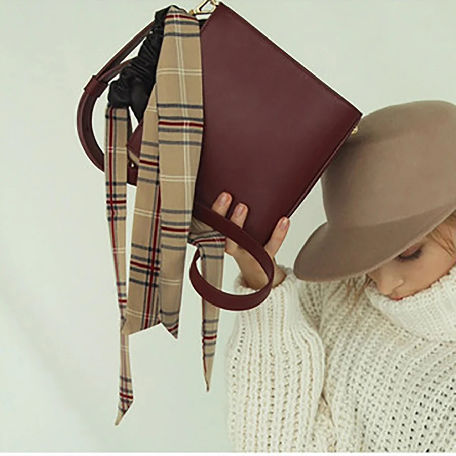 

Solid Color Ribbon Small Flap Bag Fashion Women Shoulder bags Female Crossbody Bag Designer Handbags Clutch Purse 2019