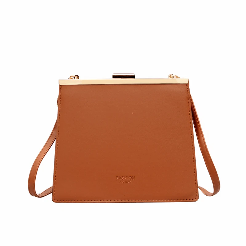 

2019 net red small bag female ins explosion section diagonal small retro small square bag wild clip shoulder slung female bag