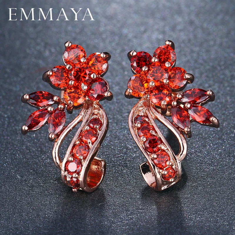 Женские серьги гвоздики с цветком EMMAYA цвета розового золота красными