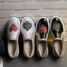 Г. новые женские лоферы на плоской подошве без застежки повседневные комфортные плоские туфли в форме сердца на весну-осень женские туфли на плоской подошве для школьной вечеринки, размеры 34-43