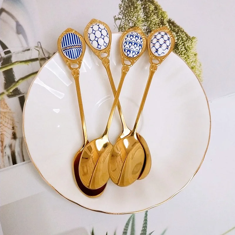 

1Pcs Royal Style Stainless Steel Long Handle Coffee & Tea Spoon Kitchen Coffee Scoops Mixing Spoons Ice Cream Dessert Tea Spoon