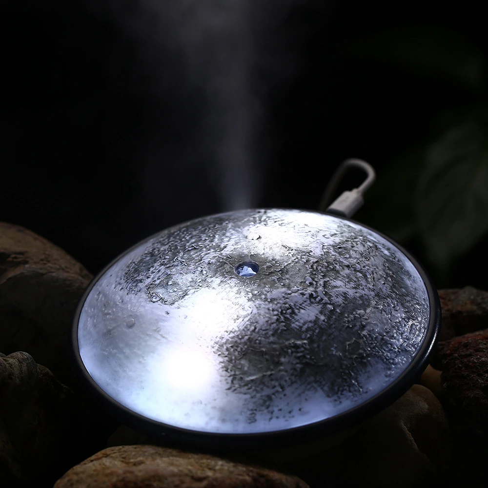 

Creative Moon Shape Humidifier USB Mini Aromatherapy Essential Oil Diffuser Automatic for Home Yoga Bedroom