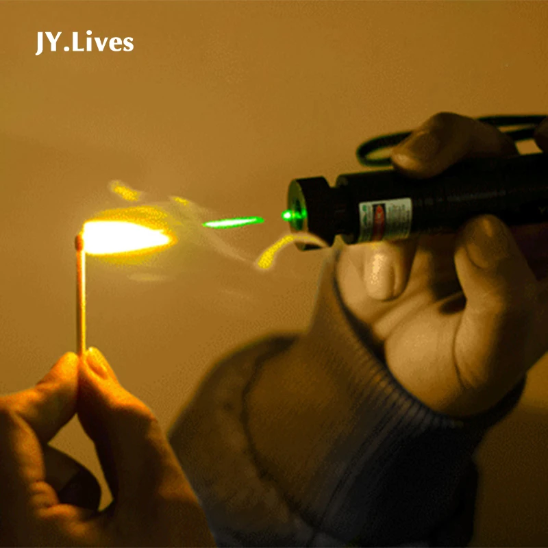 Ручной огнемет. Огонь на ладони. Спичка с огнем. Пропановый огнемет. Сигнальная ракета.