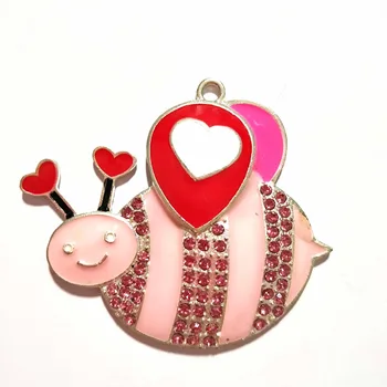 

100pcs Red Heart bee Pattern Alloy Pendant Jewelry Accessories Wholesale For Girl Valentine's Day Chunky Beads Necklace Making