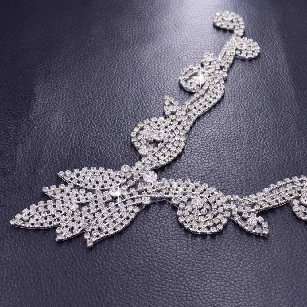 GN-262 Rhinestones iron on neckline (6)