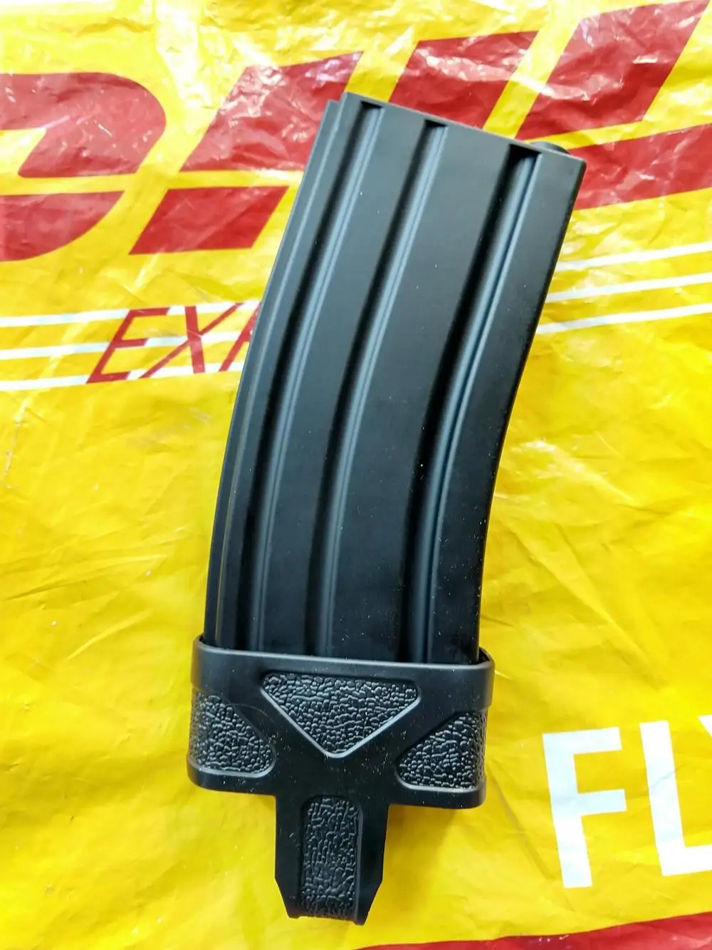 

10 pcs / 5.56 NATO Cage Fast Mag Rubber Loops Holder for M4 / 16 Magazine Assist Black/OD/TAN Airsoft Hunting Accessories
