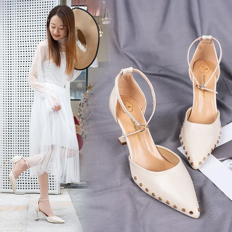 

American mature style rivet high heel women's shoes 2019 summer new shallow mouth pointed stiletto cat root with pu belt buckle