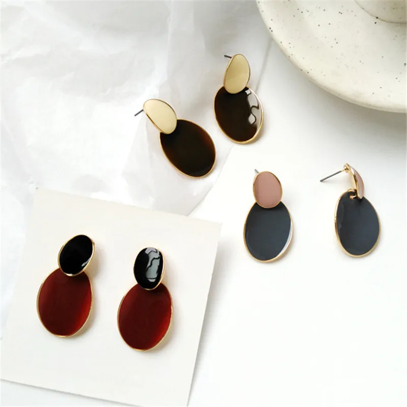 

Fashion geometric oval earrings female contrast color glaze earrings 2019 Classic metal geometry lady stud earrings for women