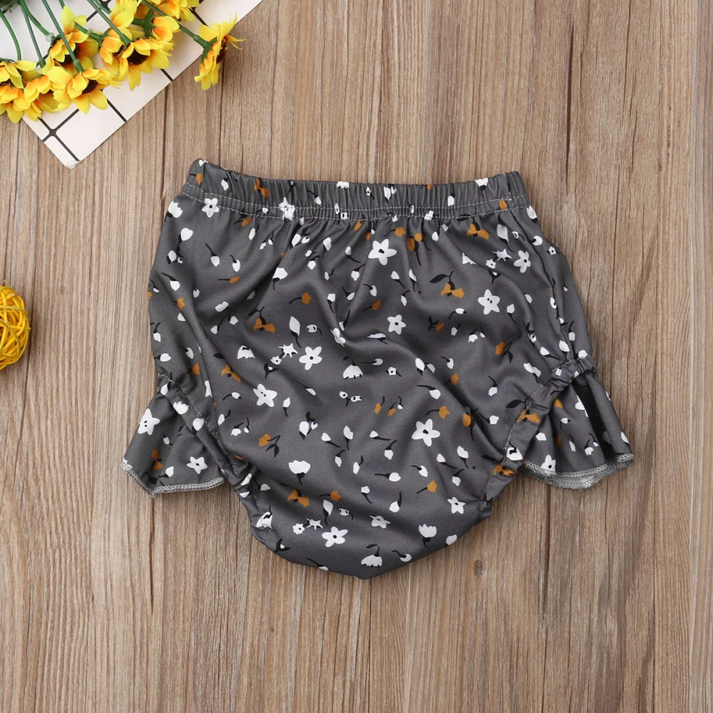 Короткие шорты для маленьких девочек с цветочным принтом и крыльями; шорты; трусики-шаровары; 4 цвета