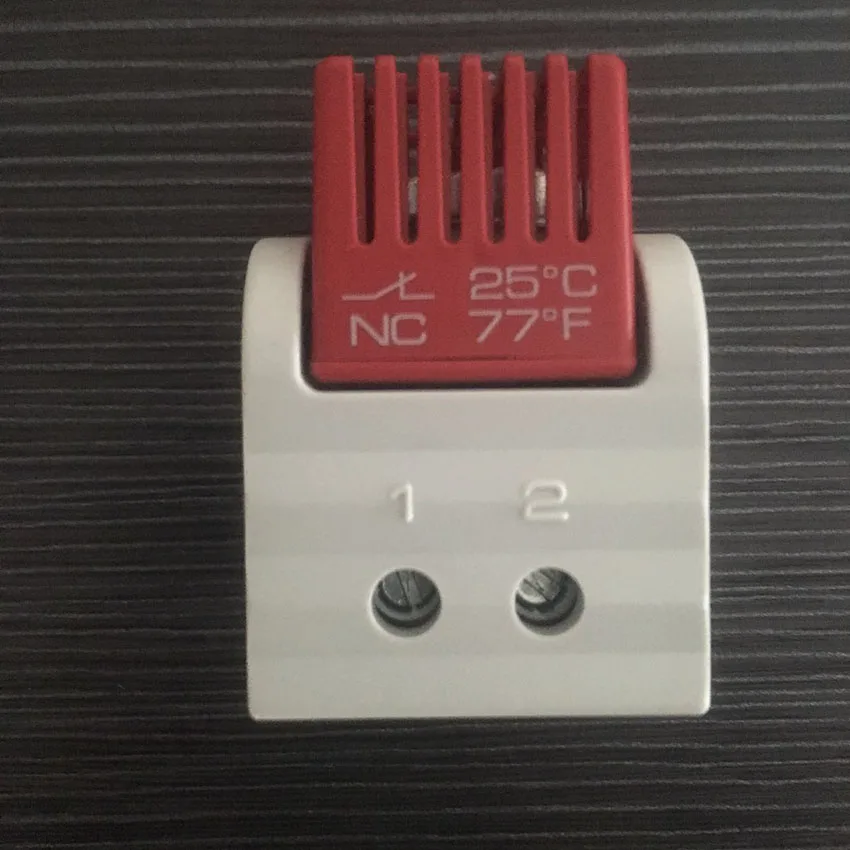 

High Switching Performance Tamperproof Room Thermostat Small Size Default Temperature setting Thermostat