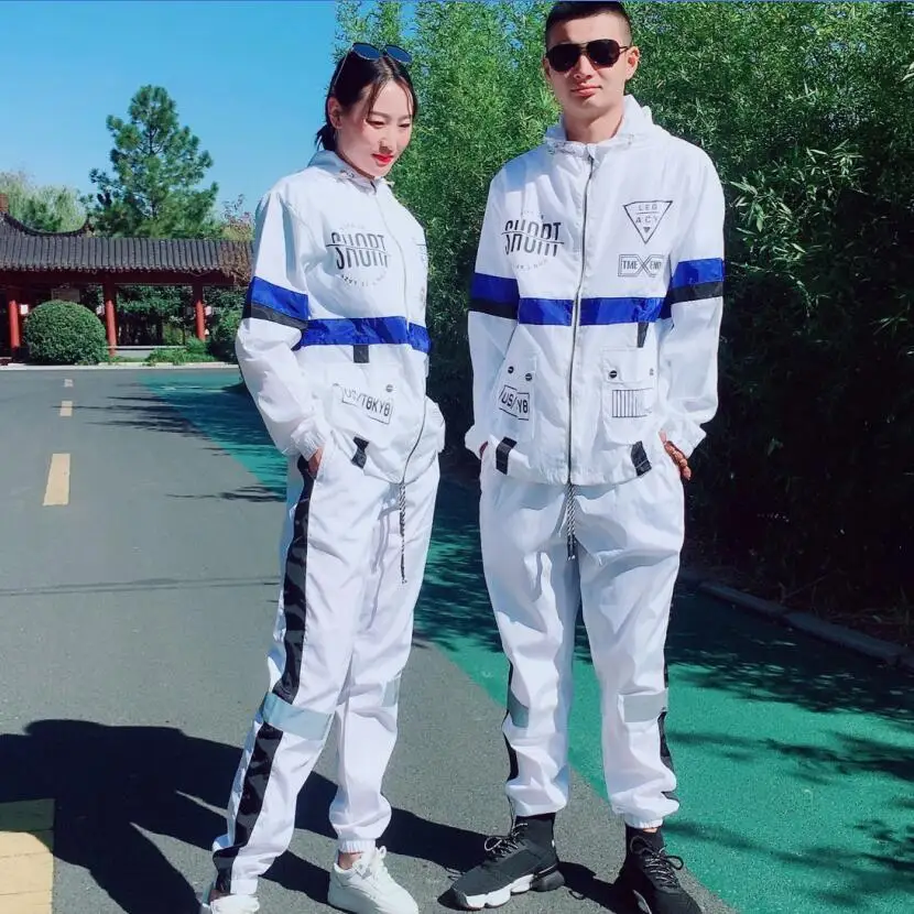 Hip Hop Jacket Men Streetwear Anorak Hooded Mens Windbreaker Jackets Track Men Coats Spring Fashion Windcheaters Outerwear Male