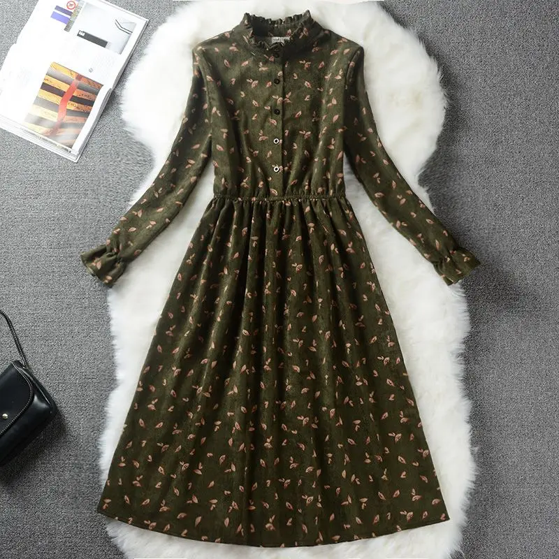 Kopen Herfst Winter Vrouwen Zoete Corduroy Jurk Stand Kraag Afdrukken Lange Mouw Femininos Vestidos Mori Meisje Elegante Losse Taille Jurk