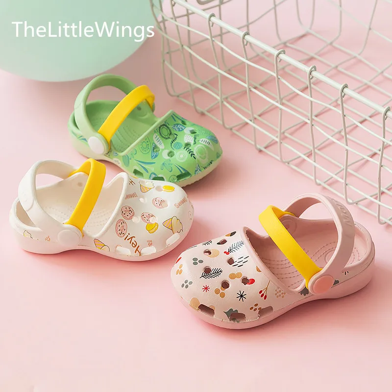 

Children's slippers summer female hole shoes children's non-slip soft bottom baby slippers girls cute 1-3 princess sandals