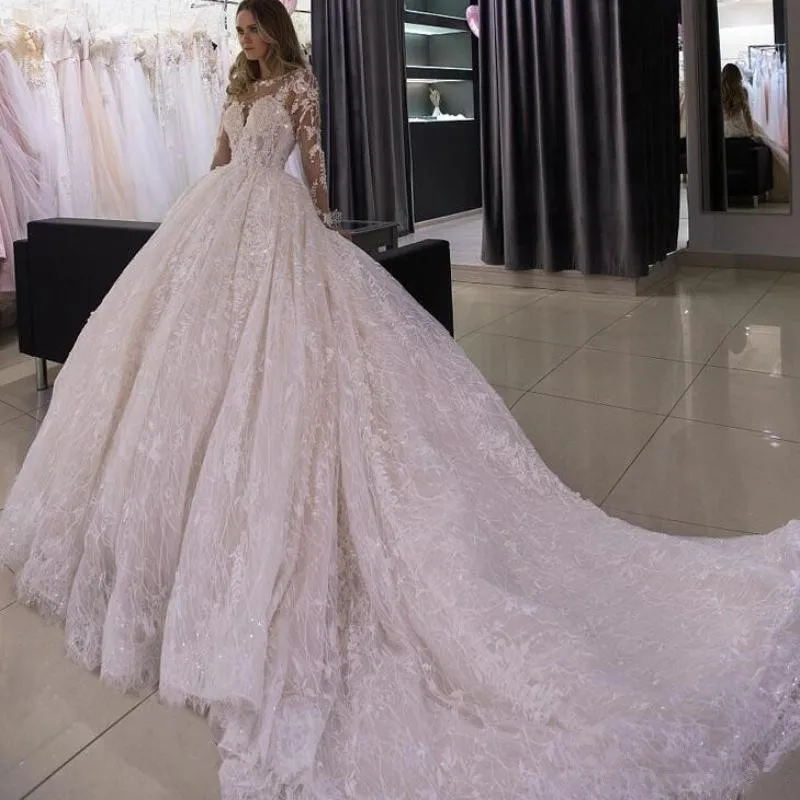 luxurious-lace-ball-gown-wedding-dresses-cathedral-train-2019-bling-beaded-sheer-long-sleeves-illusion-jewel-neck-gorgeous-bridal-gowns_副本