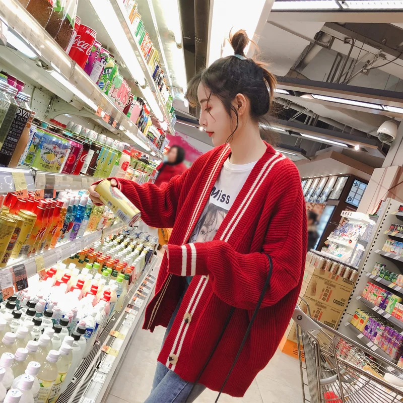 

2019 loose lazy college wind V-neck big red sweater female new knit cardigan coat female net red student