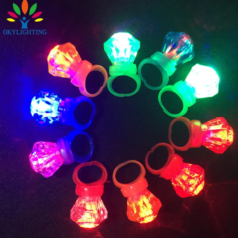 

30pieces/lot Crystal Small Diamond Flashing Finger Ring Led Light Up Kids Finger Ring Toys for Birthday Wedding Party Favors
