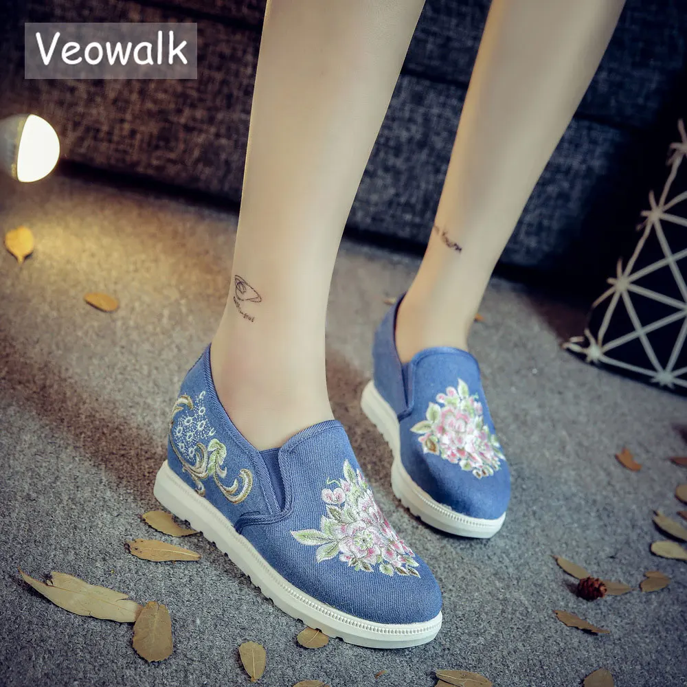 

Veowalk Med Hidden Heels Women Casual Canvas Platforms Shoes Floral Embroidered Slip-on Comfort Cotton Cloth Wedges for Woman