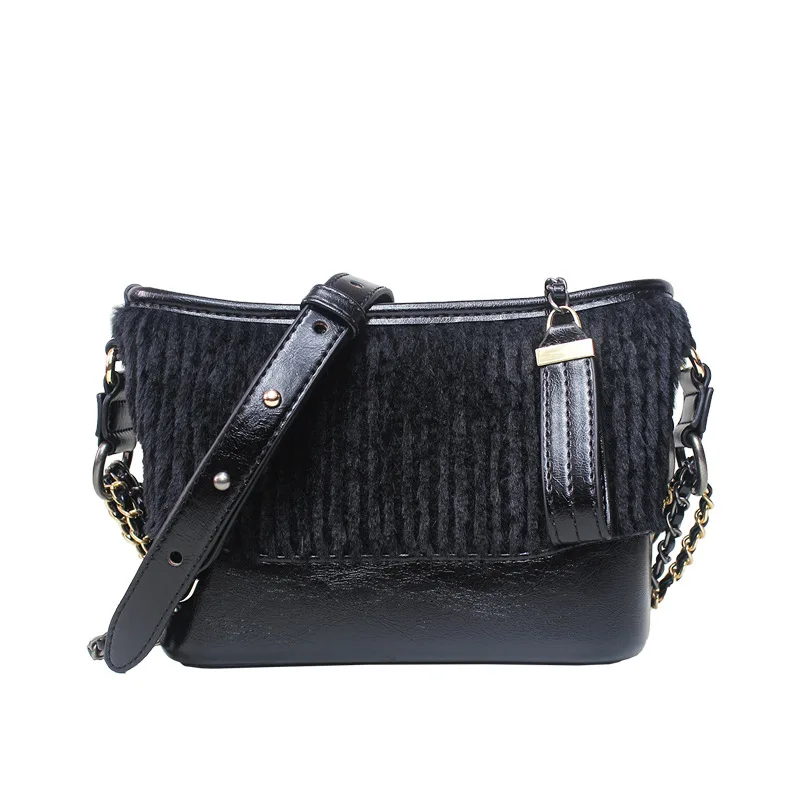 

Female bag furry bag small fragrance wind wandering bag female 2018 new autumn and winter single shoulder Messenger bag