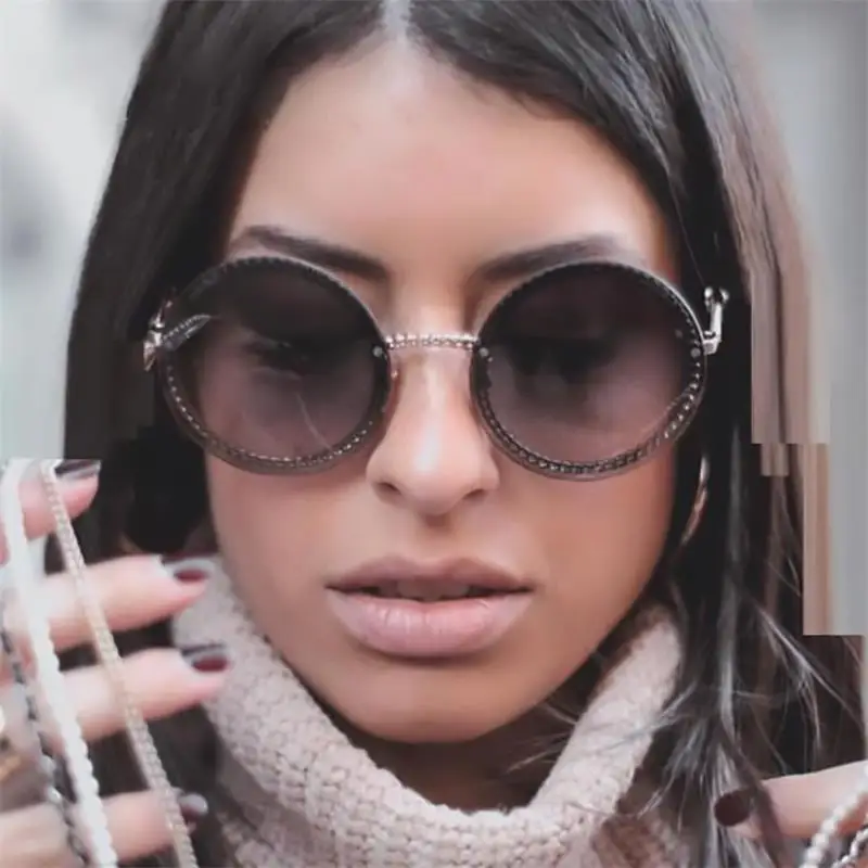popular girl sunglasses