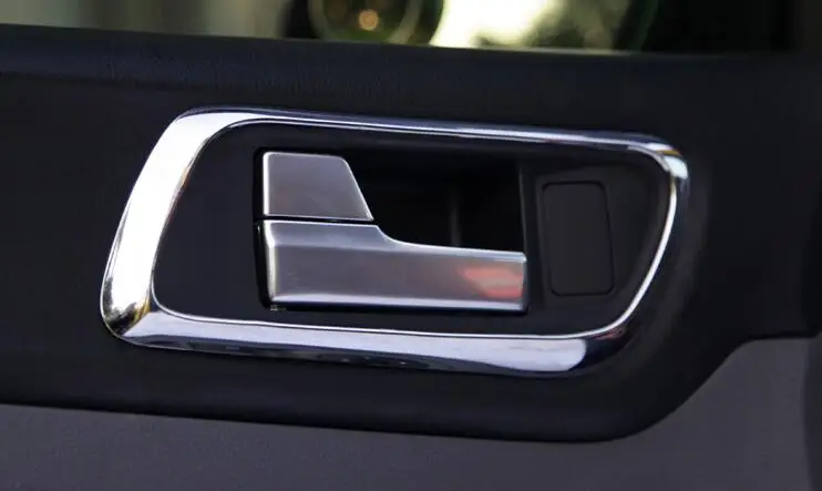 

4Pcs/Set Inner Door Handle Circle Trim Chrome Sequins Cover Sticker for Ford Focus 2 Mk2 2009 - 2012 Accessories