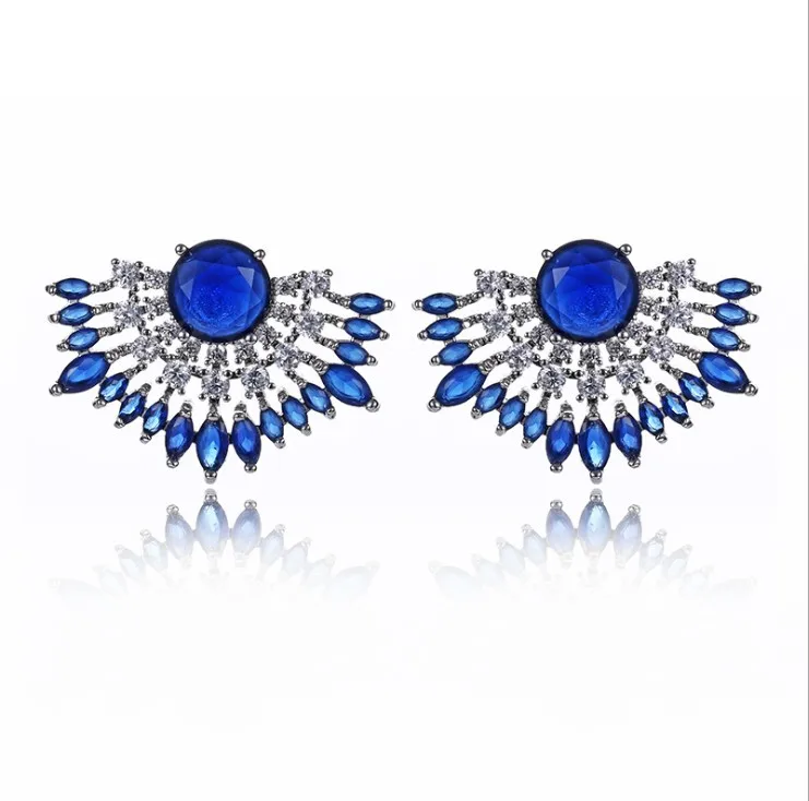 

SALE Europe Crystal from Swarovski fashion Water droplets wild silver needle high-end wedding jewelry earrings