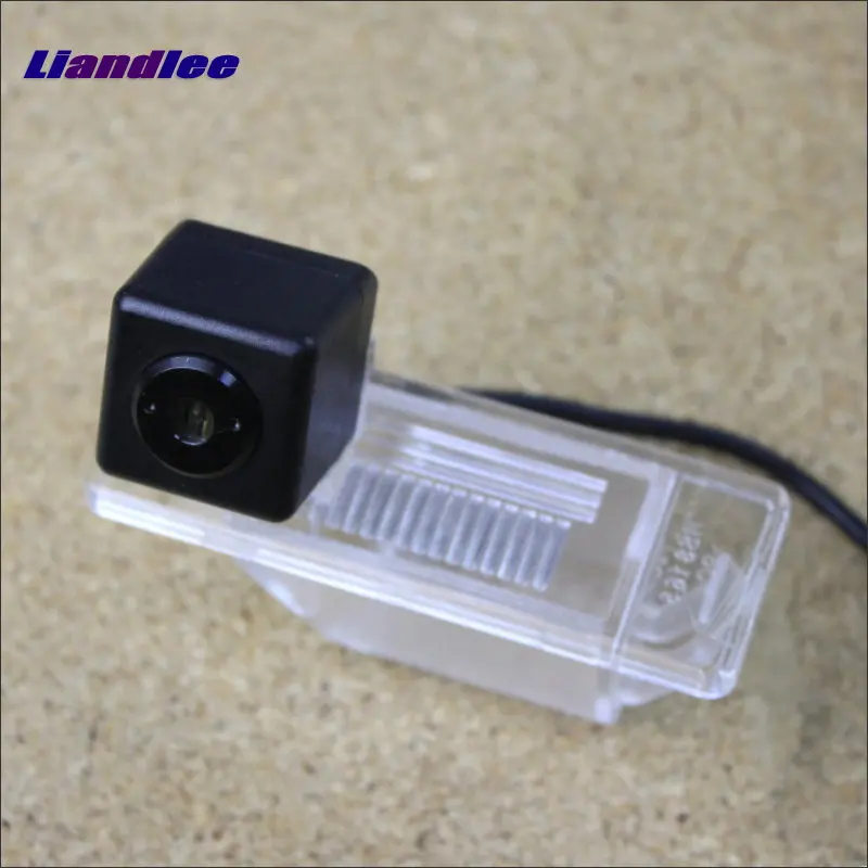 

Liandlee For Nissan Almera / Genuine Car Tracing Cauda Laser Fog Lights Collision Avoidance Warning Light Fog Lamps Safe Drive