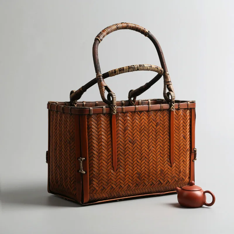 New Japanese Woven Women Bamboo Handbag With Wooden Handle Box Shape Female Retro Beach Straw Tote Clutch Wicker Hand Bag Bali New Japanese Woven Women Bamboo Handbag With Wooden Handle Box Shape Female Retro Beach Straw Tote Clutch Wicker Hand Bag Bali