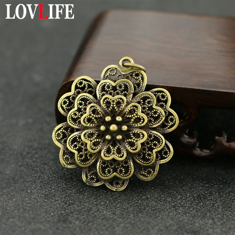 

Brass Classical Peony Flower Key Chain Pendants National Style Pure Copper Hollow Multi-layer Flowers Charm Key Hanging Trinket