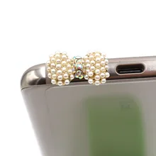 Элегантный Модный стиль маленькая жемчужина с бриллиантовым бантом дизайн мобильного телефона Ушная крышка Пылезащитная заглушка для Iphone samsung 3,5 мм Пылезащитная заглушка