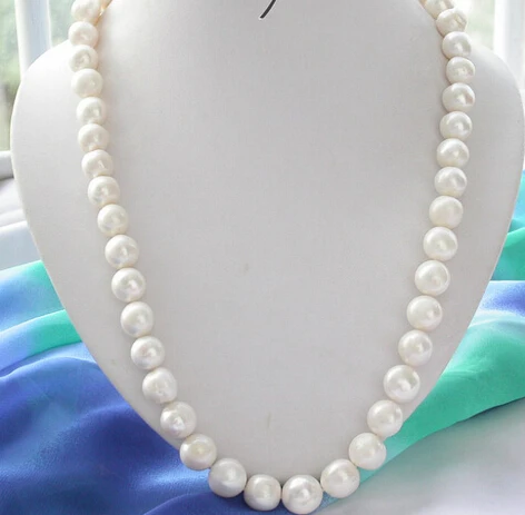 

0001910 23" 12-13MM WHITE ROUND FW CULTURED PEARL NECKLACE