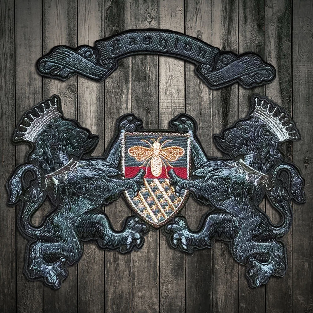 

1 set Lion Patches Embroidery applique Washable sew on Appliques For clothes coat patch t-shirt diy decoration