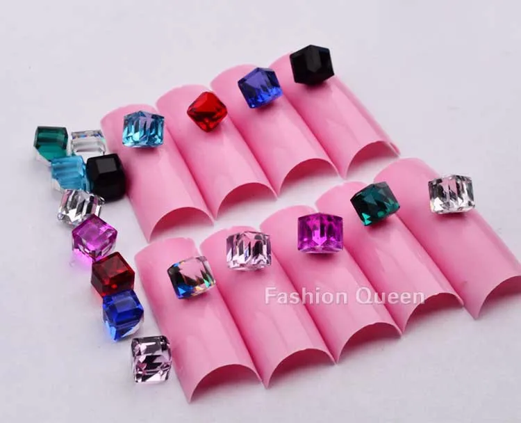 20 штук, кубический квадратный дизайн, стеклянные бусины, камни для ногтей, 4 мм, блестящий кристалл, шарм, 3D дизайн ногтей, украшения для ногтей, Типсы для украшения ногтей