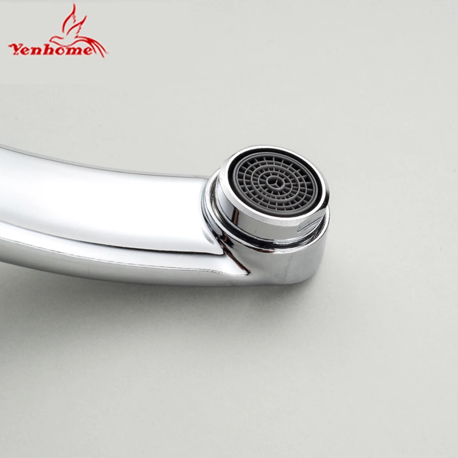 Kitchen Faucet Sink Faucet Chrome Brass Mixer Faucet 360 Degree Rotating Deck Mounted Cold and Hot Kitchen Mixer Taps And Hose Kitchen Faucet Sink Faucet Chrome Brass Mixer Faucet 360 Degree Rotating Deck Mounted Cold and Hot Kitchen Mixer Taps And Hose