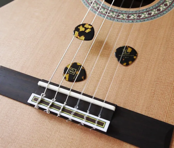 Pylon Guitar 1.2mm Jazz Speed Celluloid Pick Plectrum