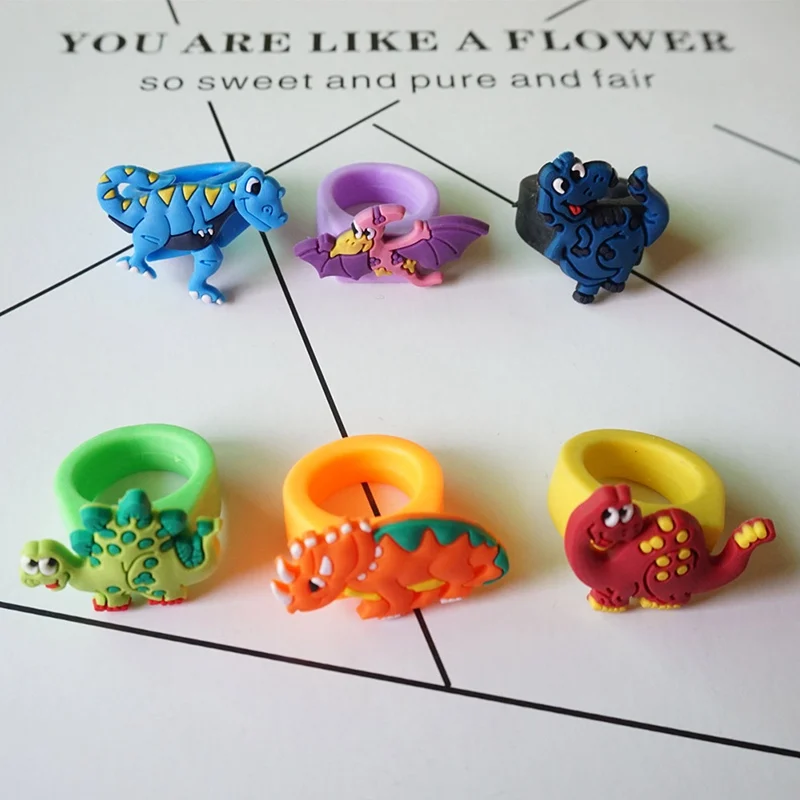 

20 Pcs/ Set Creative PVC Cartoon Dinosaur Ring Party Favor Rings Christmas Birthday Party Dinosaur Theme Rings Kids Gifts