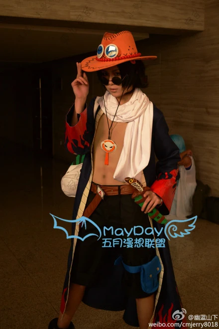 One Piece Portgas D Ace Cosplay Hut Lager in DE* 