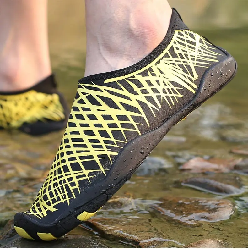 1 (12)Women Beach Wading Shoes Outdoor Swimming Water Shoes Adult Unisex Flat Soft Seaside Shoes Walking Lover Yoga Shoes