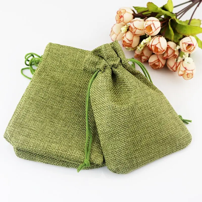 Горячая Распродажа 100 шт./лот маленький натуральная льняная джутовая мешок подарка мешочек для украшений сумка-мешок на шнурке дома вечерние пакет для подарка на день рождения(7*9 см - Цвет: Army green
