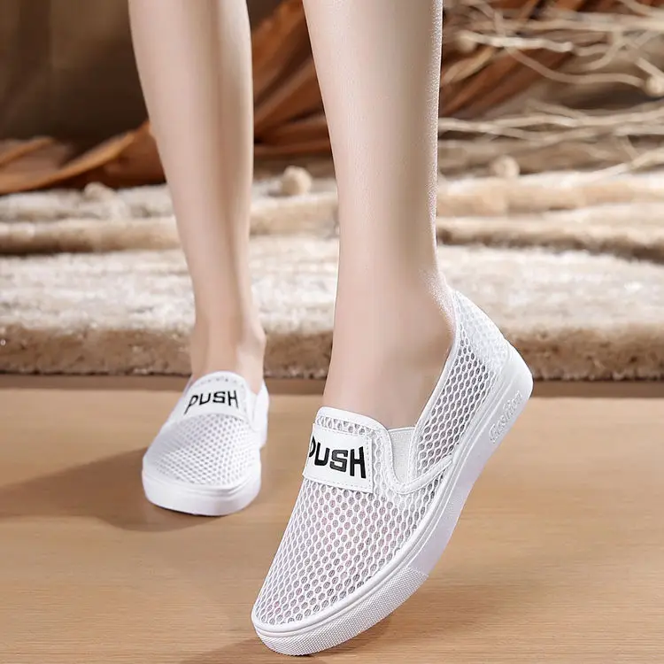 

New old Beijing cloth women's net shoes flat non-slip casual students shoes